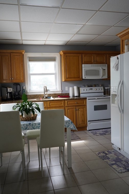 59 Whitney Ave, Lowell MA 01850-1322 exterior