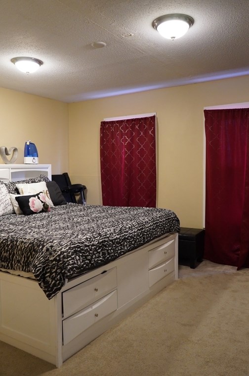 59 Whitney Ave, Lowell MA 01850-1322 exterior