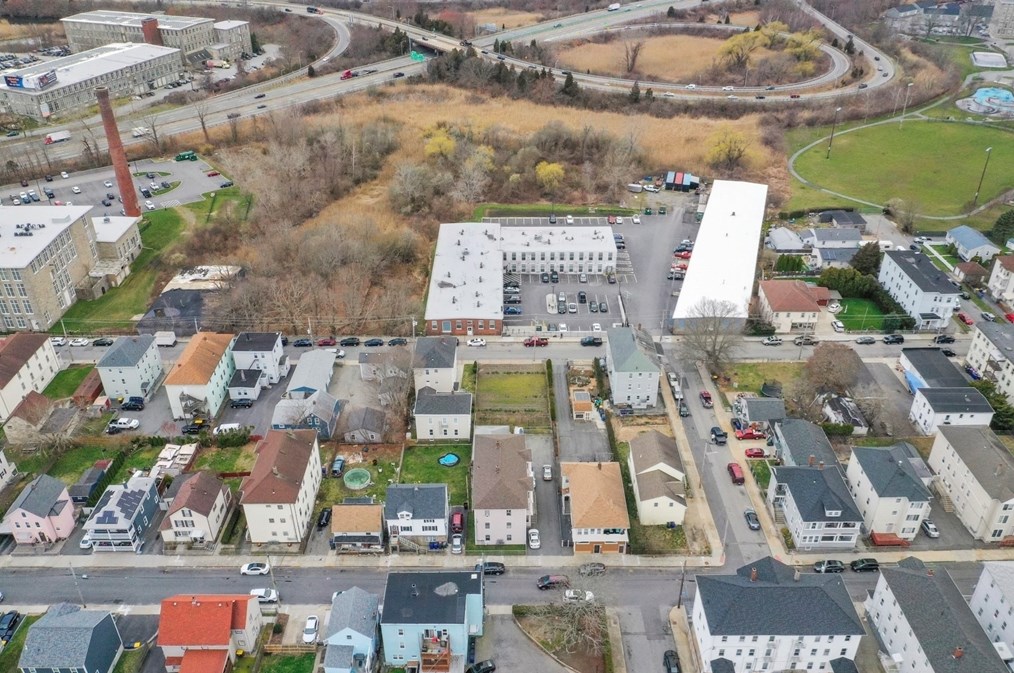 139 Pitman, Fall River MA 02723-2841 exterior