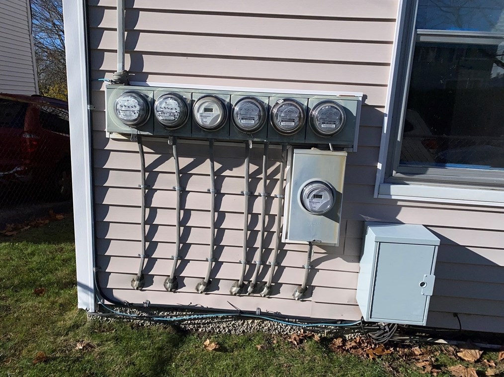 139 Pitman, Fall River MA 02723-2841 exterior