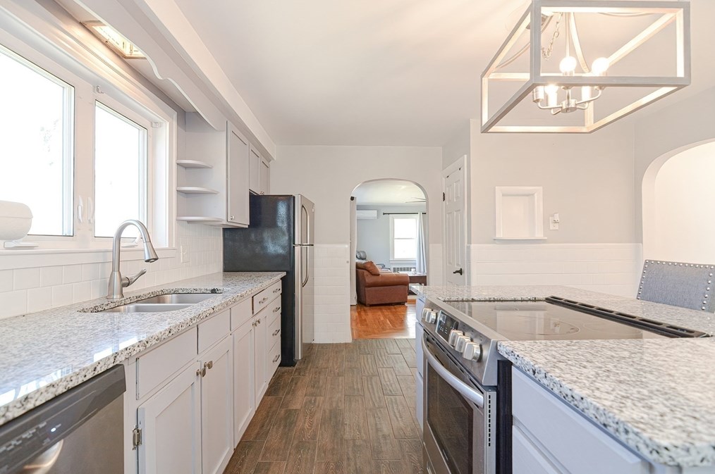 11 Caswell Ct, Douglas MA  01516-2049 exterior