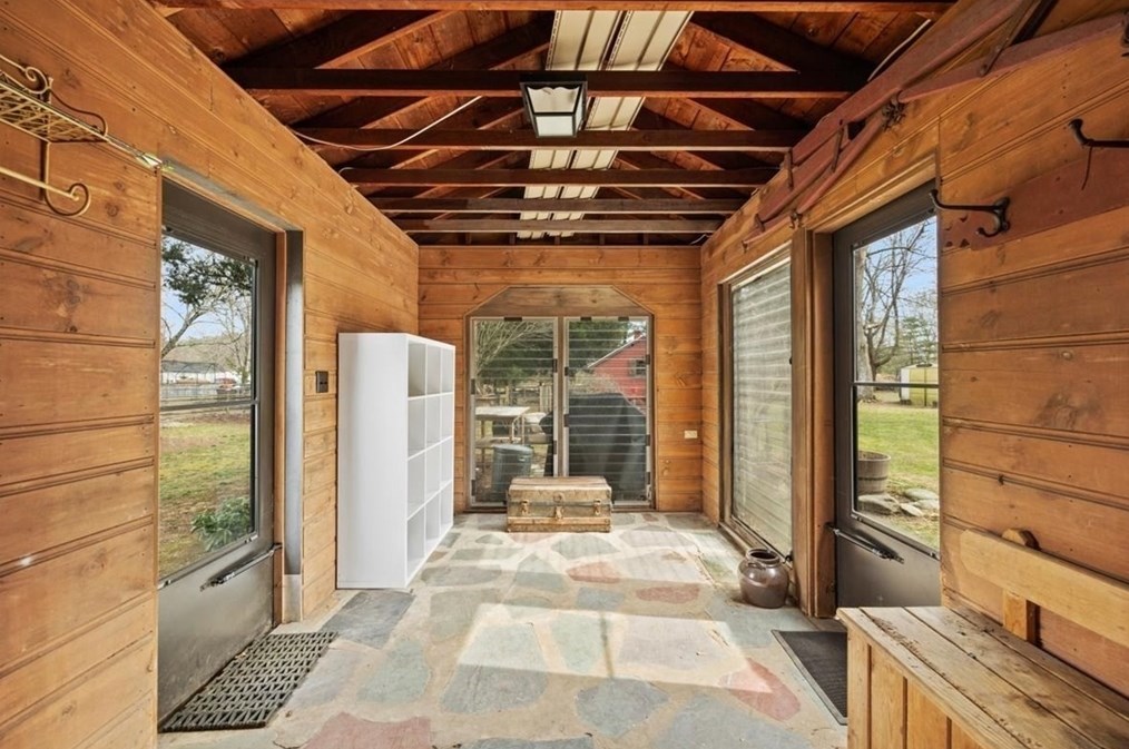 355 Pleasant St, Raynham MA  02767-1673 exterior