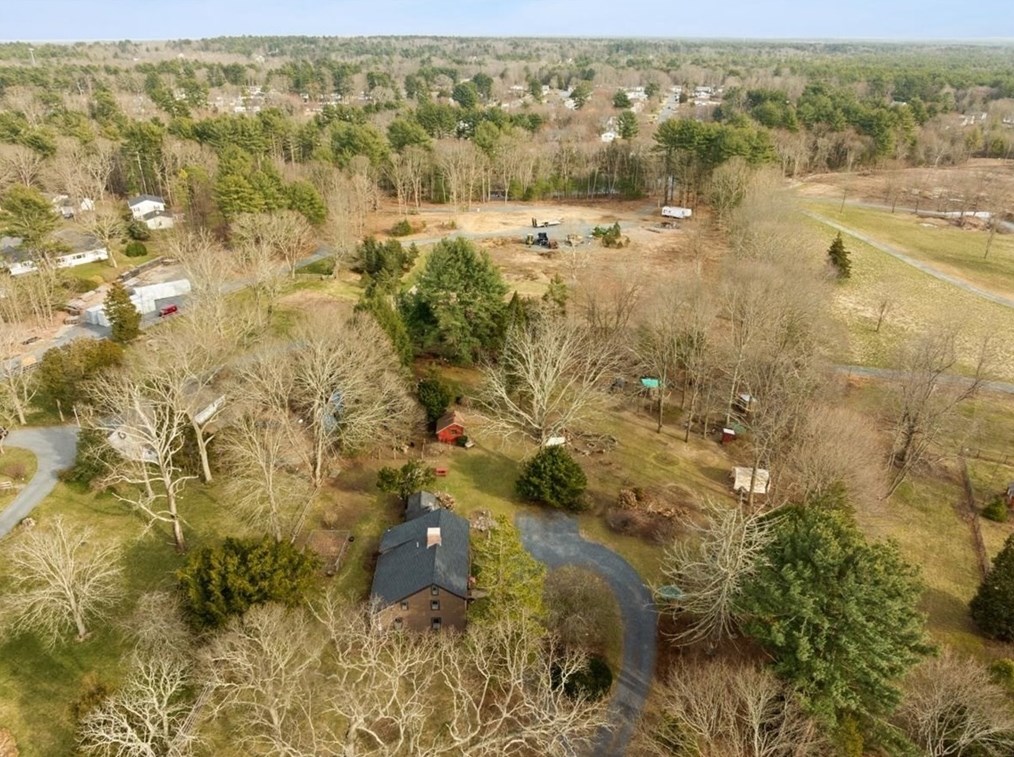 355 Pleasant St, Raynham MA  02767-1673 exterior