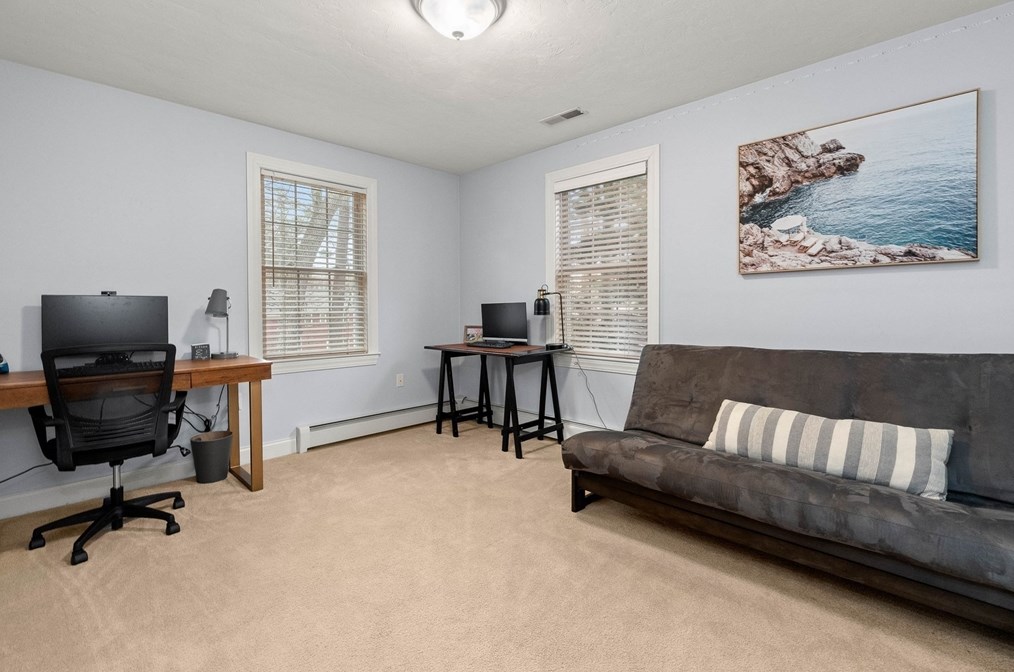 7 Corinthian Way, Haverhill MA  01833-2528 exterior