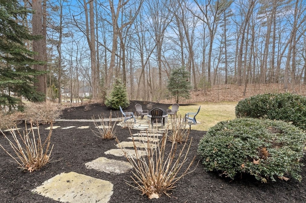 7 Corinthian Way, Haverhill MA  01833-2528 exterior