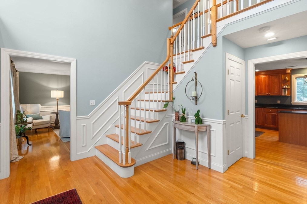 7 Corinthian Way, Haverhill MA  01833-2528 exterior