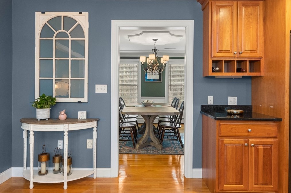 7 Corinthian Way, Haverhill MA  01833-2528 exterior