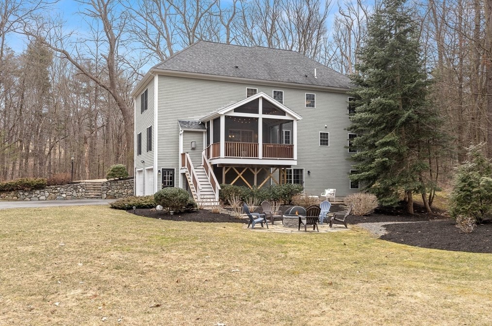 7 Corinthian Way, Haverhill MA  01833-2528 exterior