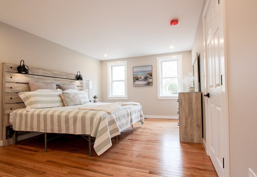 129 Deerfoot Cir, Mashpee MA  02649-2440 exterior