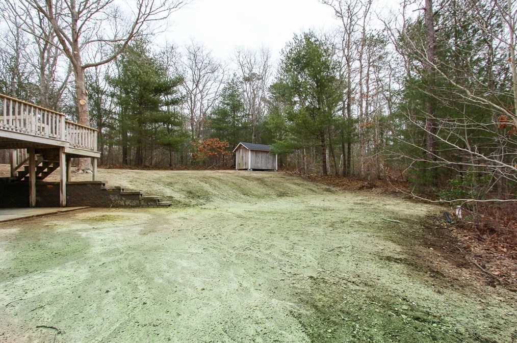 129 Deerfoot Cir, Mashpee MA  02649-2440 exterior