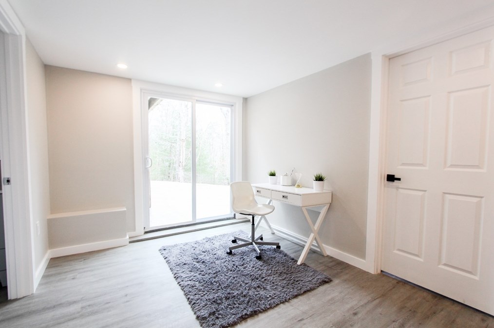 129 Deerfoot Cir, Mashpee MA  02649-2440 exterior