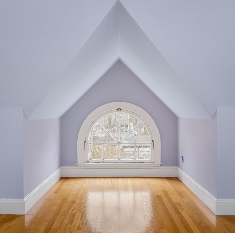 47 Hancock Ave, Newton MA 02459-1746 exterior