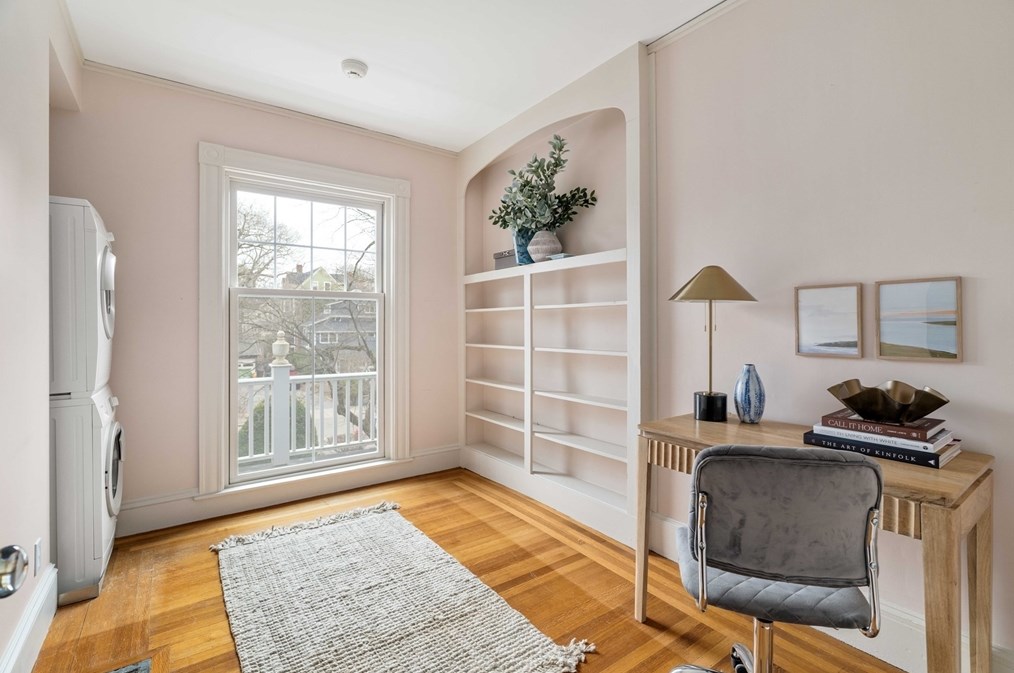 47 Hancock Ave, Newton MA 02459-1746 exterior