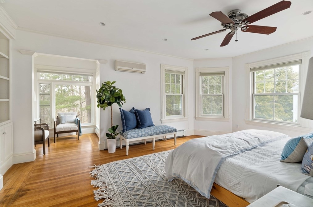 47 Hancock Ave, Newton MA 02459-1746 exterior