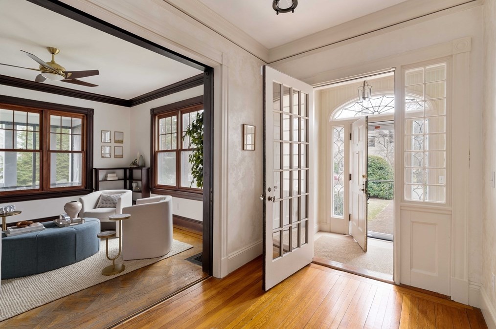 47 Hancock Ave, Newton MA 02459-1746 exterior