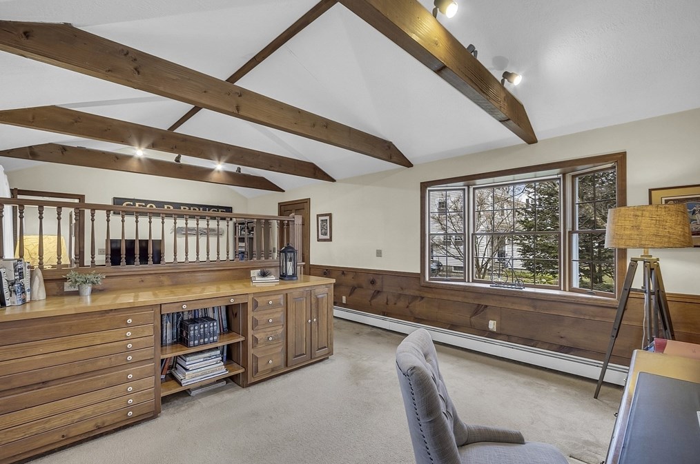 9 Carlisle St, Andover MA 01810-1423 exterior