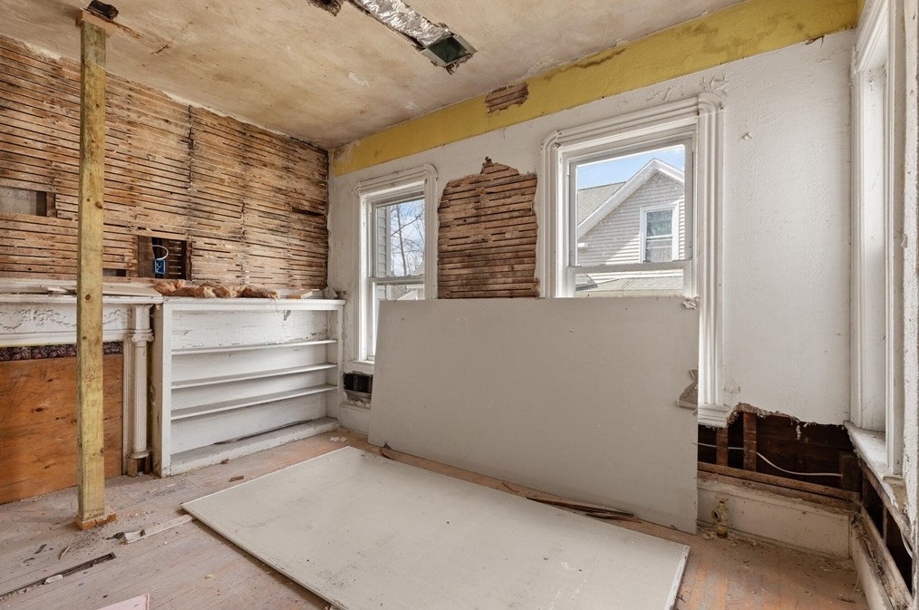 70 Green Hill Pkwy, Worcester MA 01605-2508 exterior