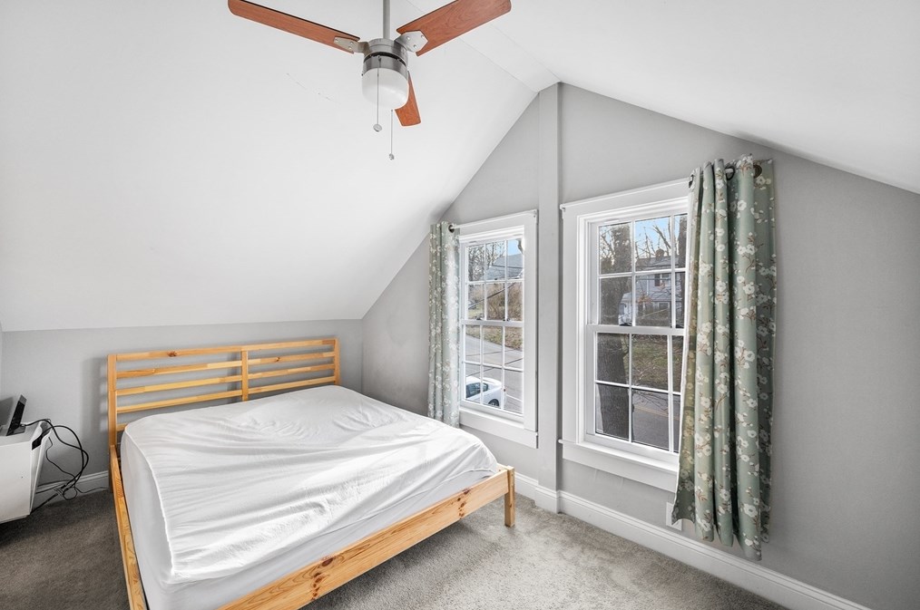 125 Forest St, Weymouth MA  02190-1005 exterior