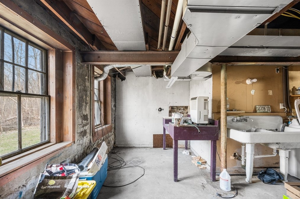 125 Forest St, Weymouth MA  02190-1005 exterior