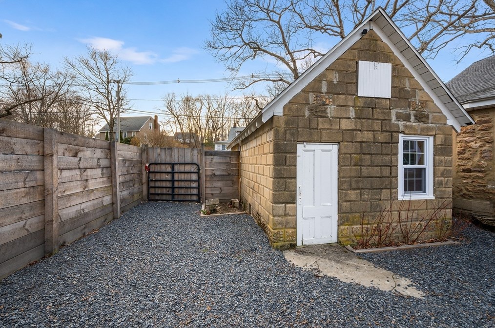 125 Forest St, Weymouth MA  02190-1005 exterior