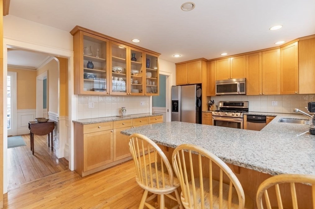 360 Payson Rd, Belmont MA 02478-2720 exterior