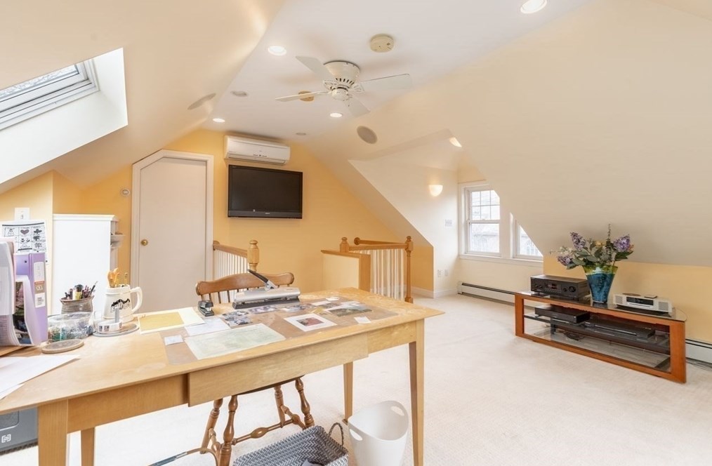 360 Payson Rd, Belmont MA 02478-2720 exterior