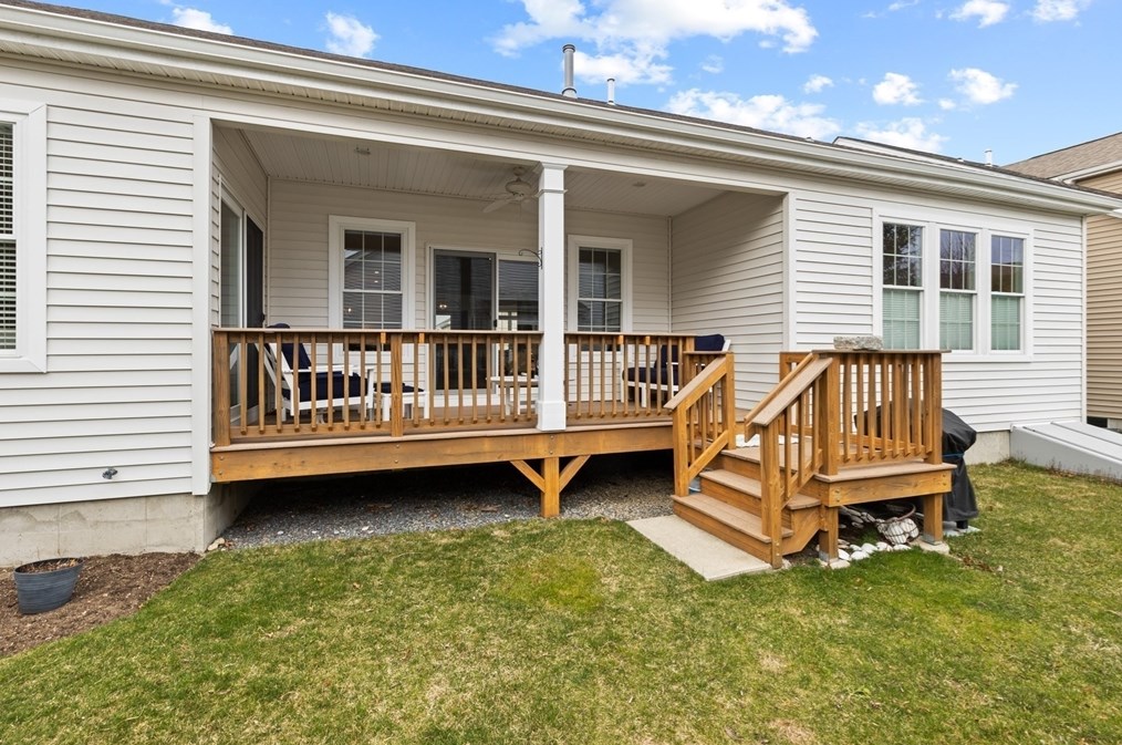 9 Looking Glass, Plymouth MA  02360-4295 exterior