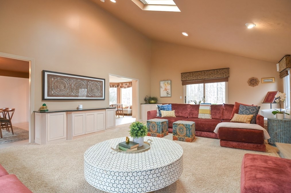 26 Aspen Rd, Sharon MA  02067-3207 exterior