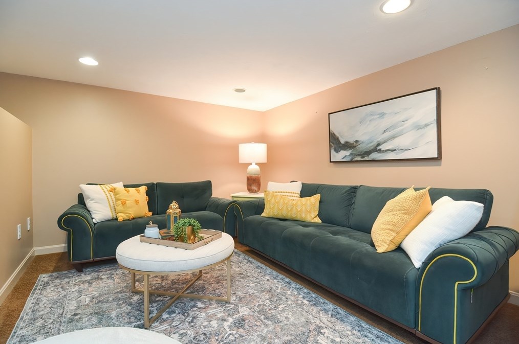 26 Aspen Rd, Sharon MA  02067-3207 exterior