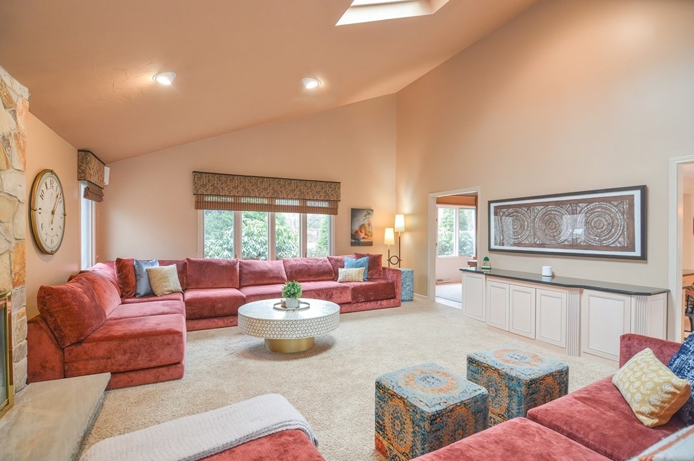 26 Aspen Rd, Sharon MA  02067-3207 exterior