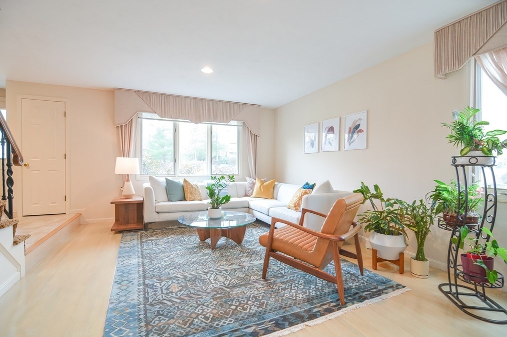 26 Aspen Rd, Sharon MA  02067-3207 exterior