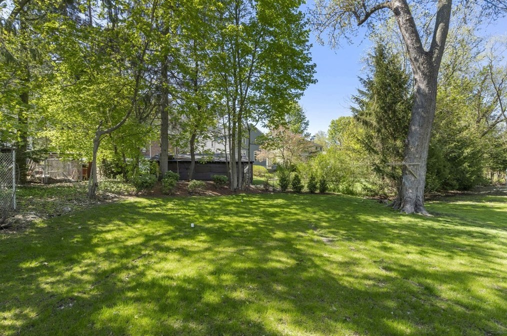 265 Jackson St, Newton MA 02459-2523 exterior