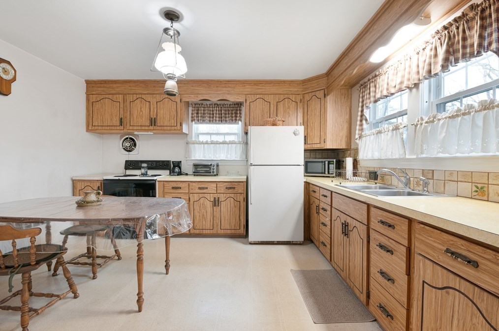 23 Union St, Ashland MA 01721-1789 exterior