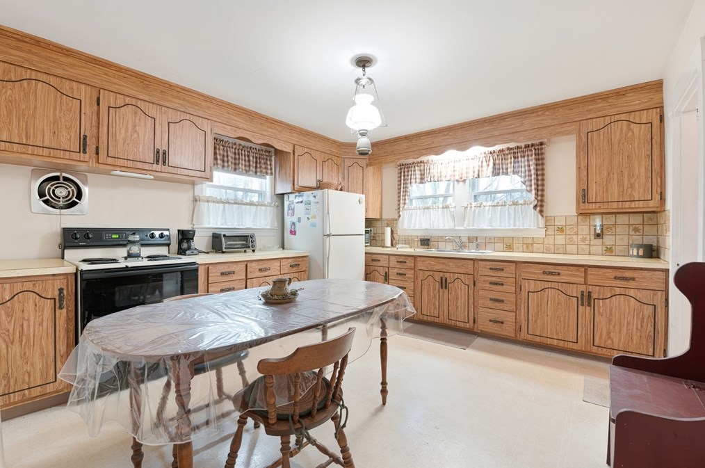 23 Union St, Ashland MA 01721-1789 exterior