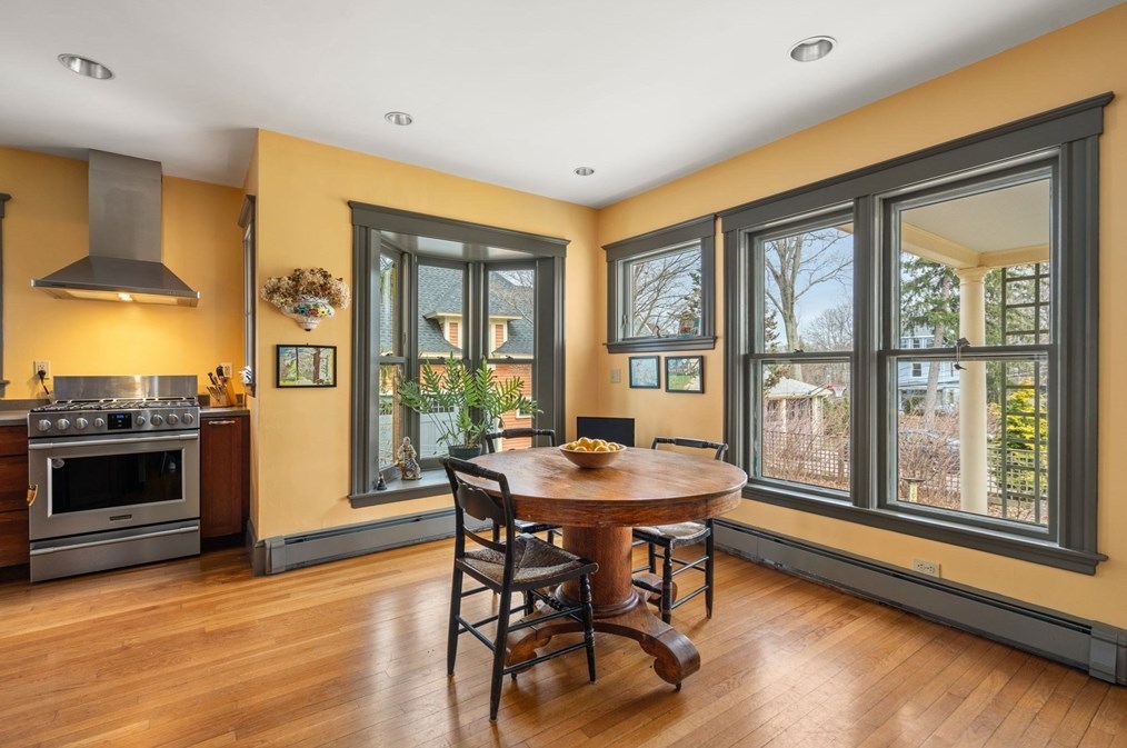 90 School St, Belmont MA 02478-3013 exterior