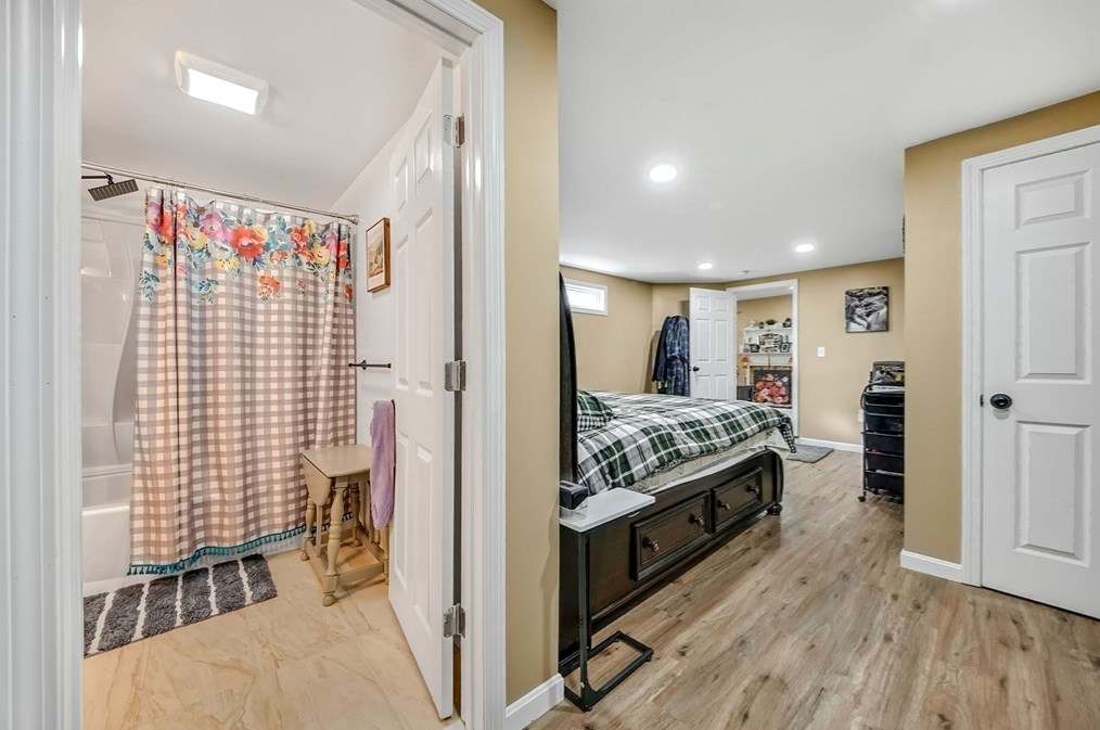 26 Murdock Ave, Winchendon MA  01475-1536 exterior