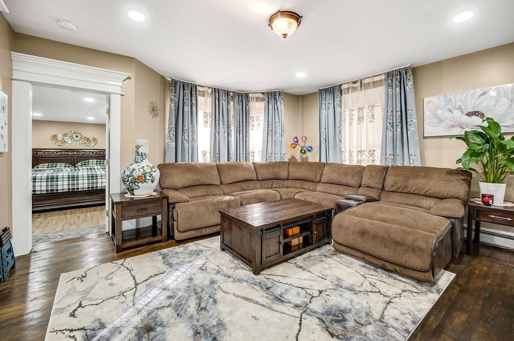 26 Murdock Ave, Winchendon MA  01475-1536 exterior