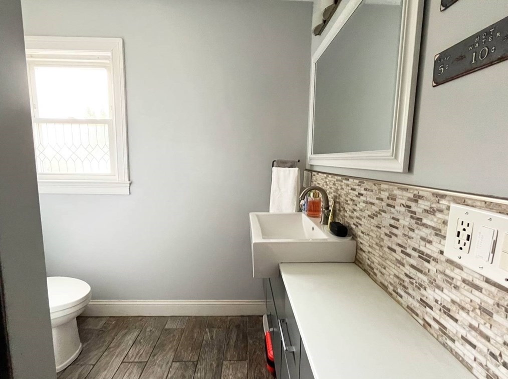 38 Rock St, Mansfield MA  02048-2347 exterior