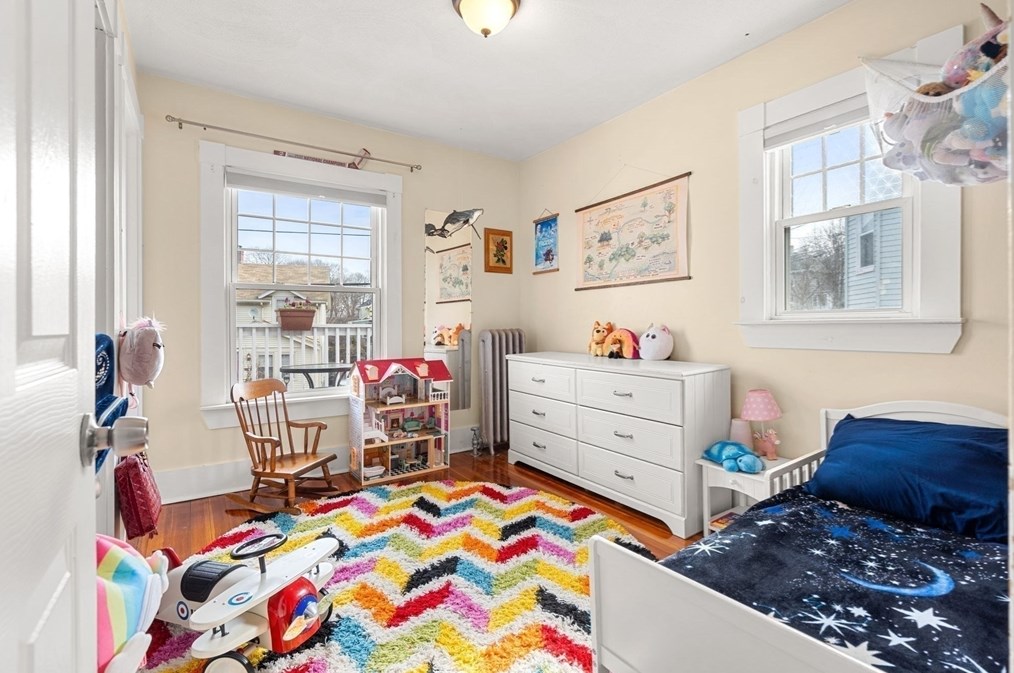 17 Whitney Ave, Beverly MA  01915-3435 exterior