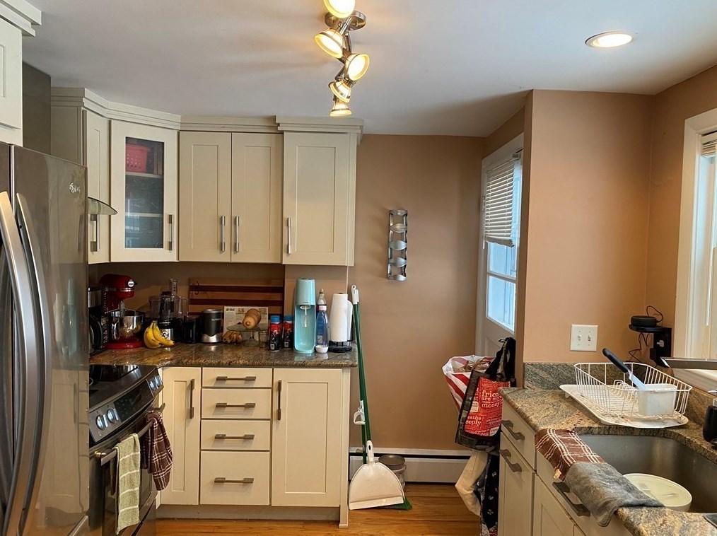 53 Dickson Ave, Arlington MA  02474-2039 exterior