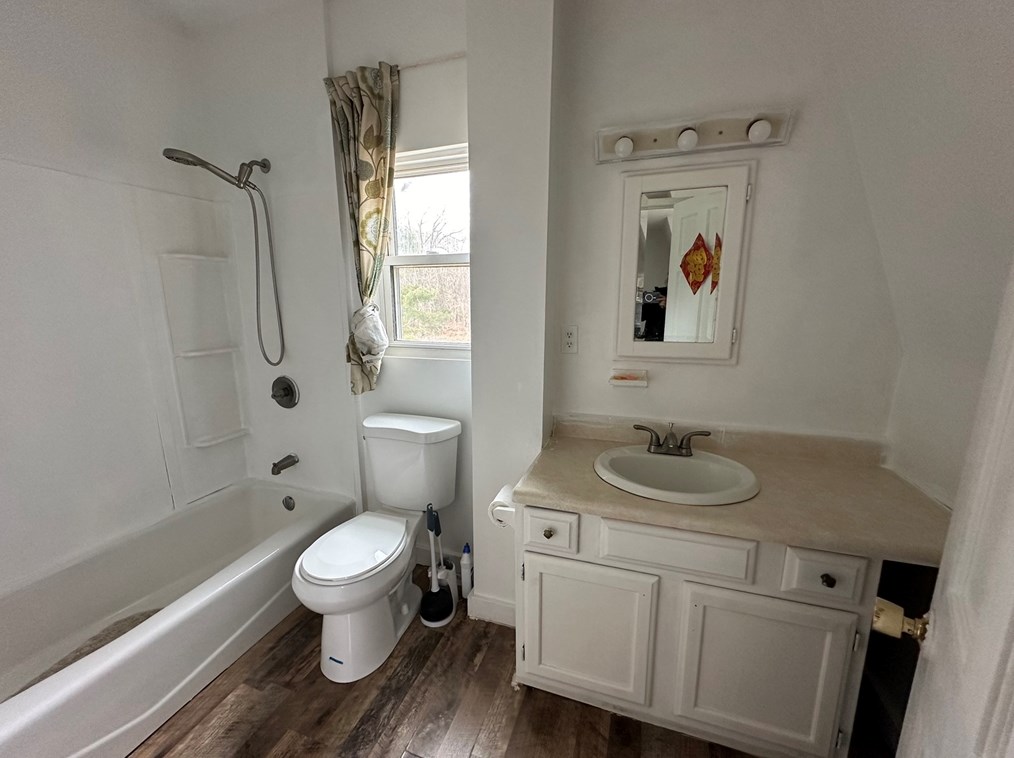 260 Tremont St, Rehoboth MA  02769-2706 exterior