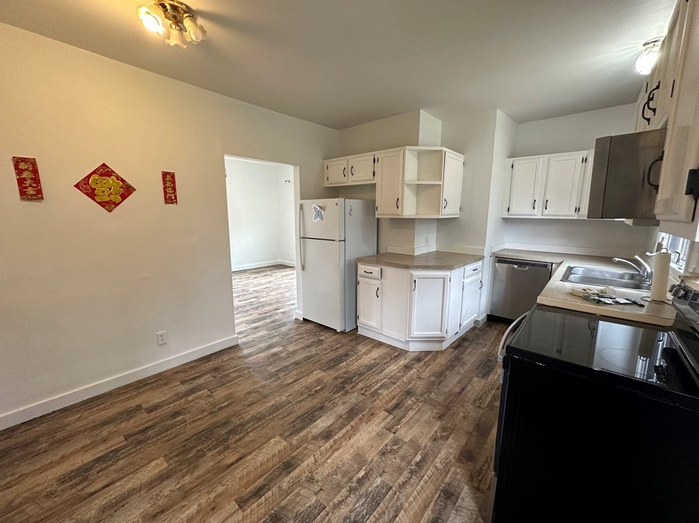 260 Tremont St, Rehoboth MA  02769-2706 exterior