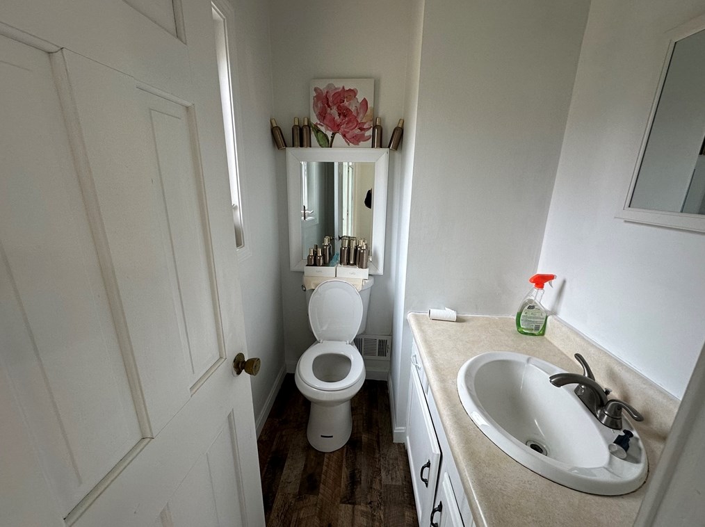 260 Tremont St, Rehoboth MA  02769-2706 exterior