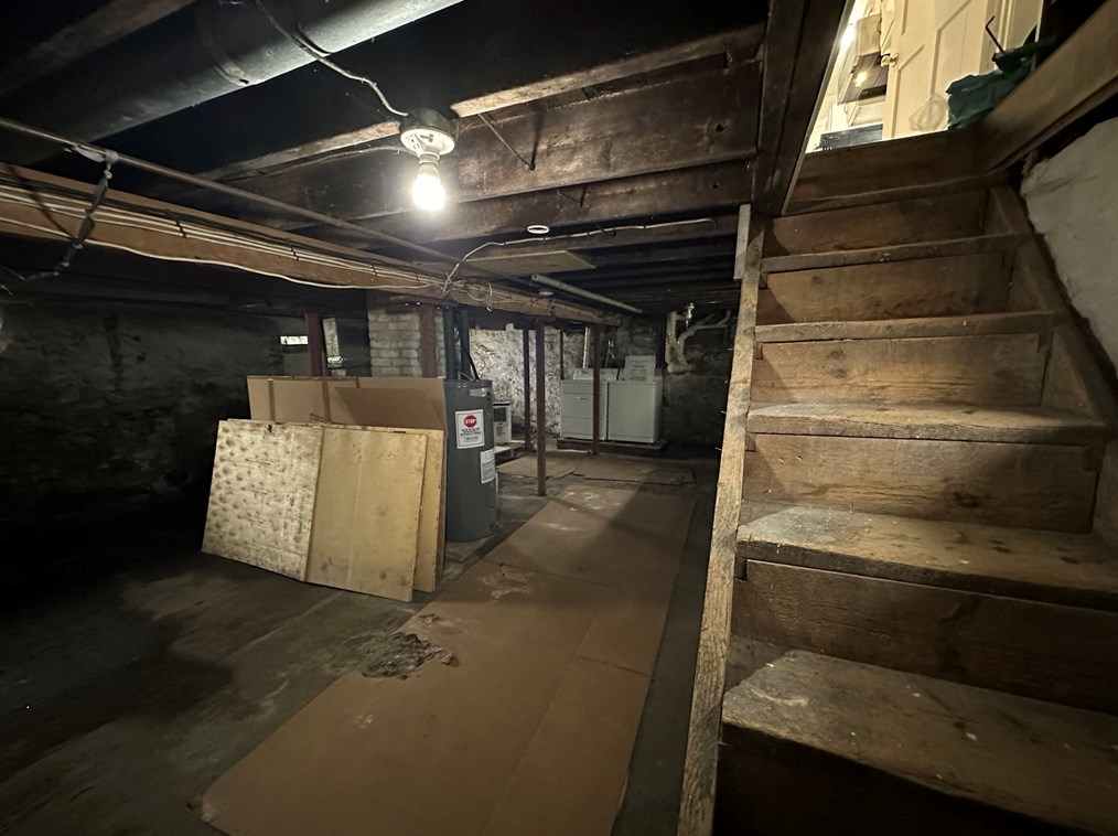 260 Tremont St, Rehoboth MA  02769-2706 exterior