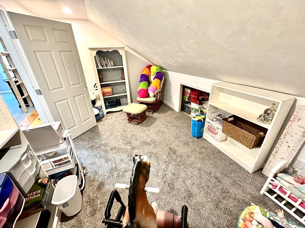 26 West St, Worcester MA 01609-2307 exterior