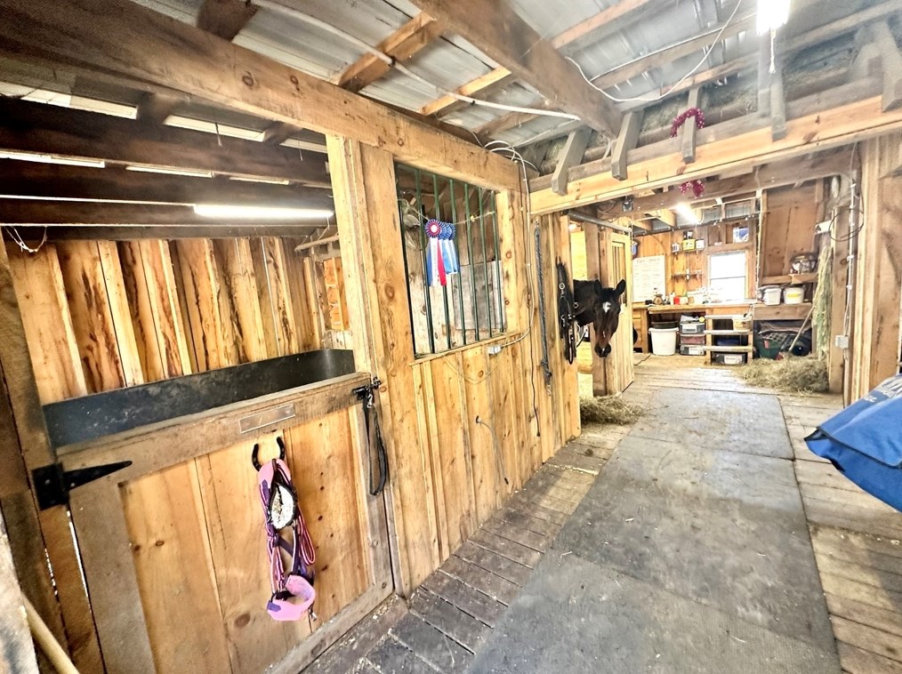 26 West St, Worcester MA 01609-2307 exterior