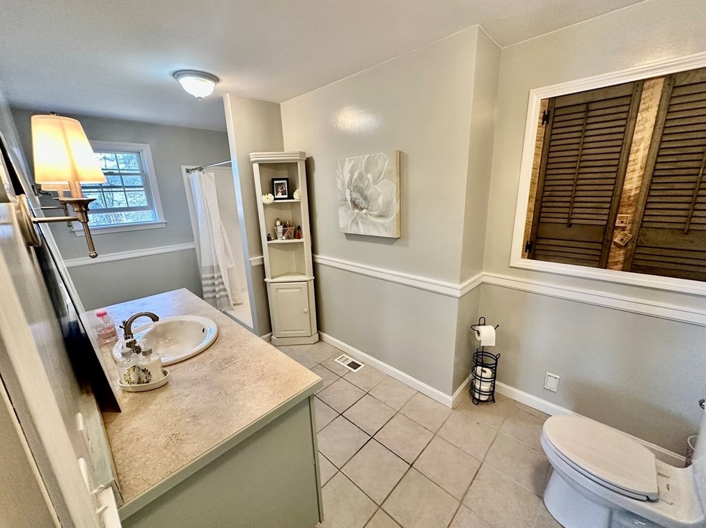 26 West St, Worcester MA 01609-2307 exterior