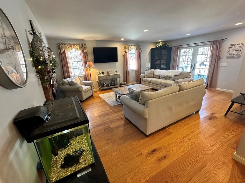 26 West St, Worcester MA 01609-2307 exterior