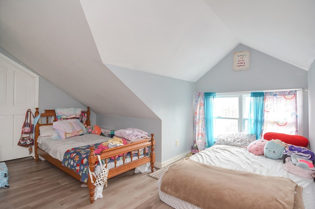 90 Christine St, Worcester MA  01606-2368 exterior