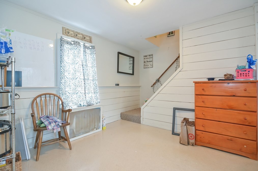 90 Christine St, Worcester MA  01606-2368 exterior